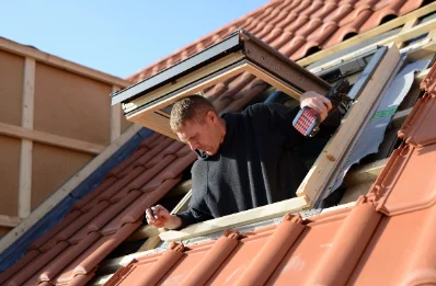 Pose de fenêtres de toit Velux à Attray
